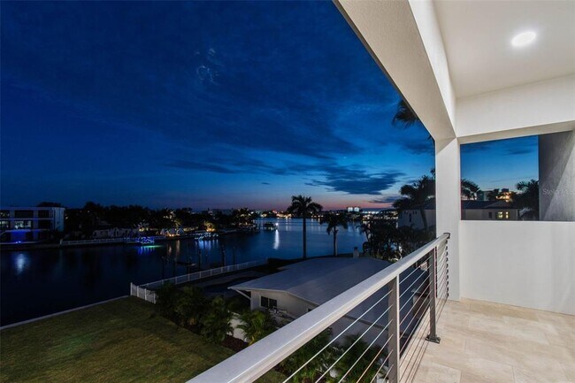 Building Photo - 3 Treasure Ln