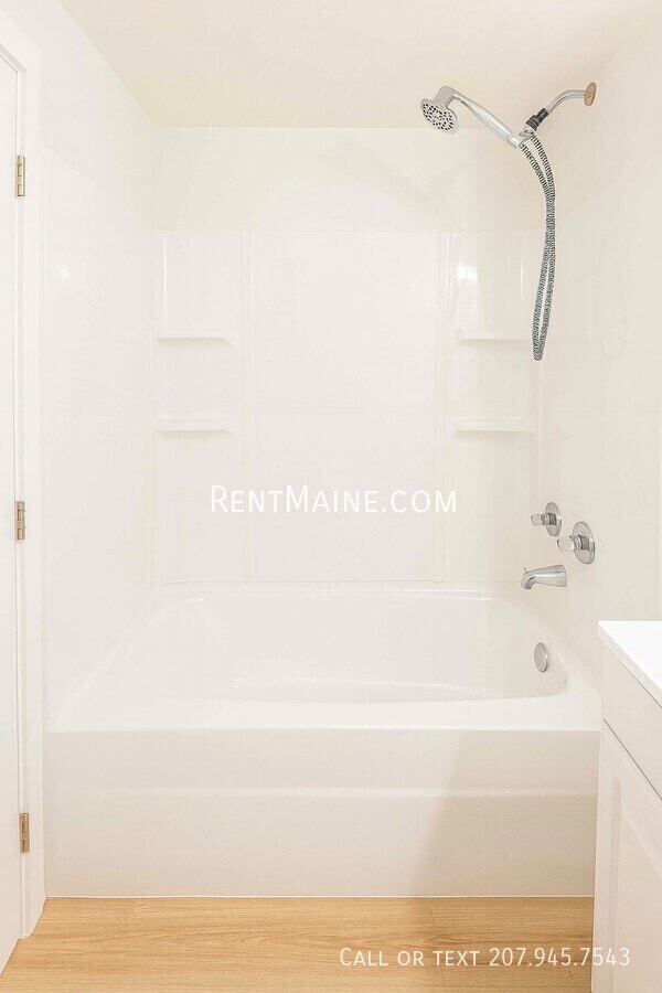 Building Photo - 21 White Birch Ln