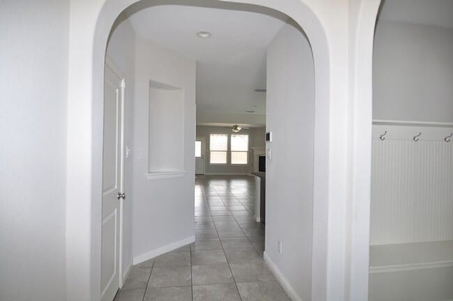 Building Photo - 548 Dunster Ln