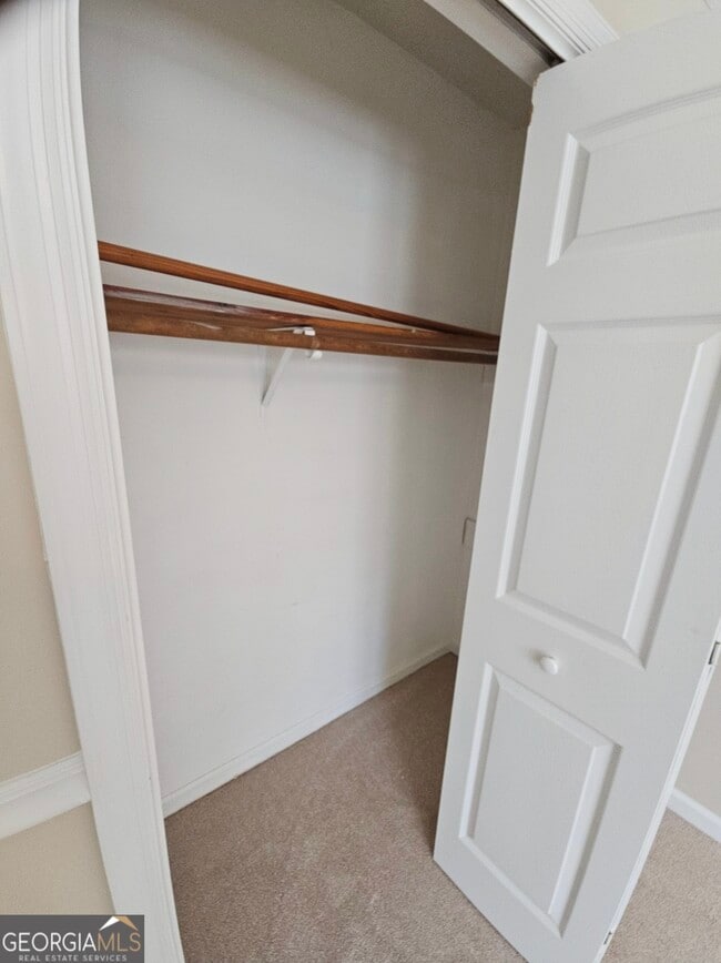 Building Photo - 102 Sauterne Way