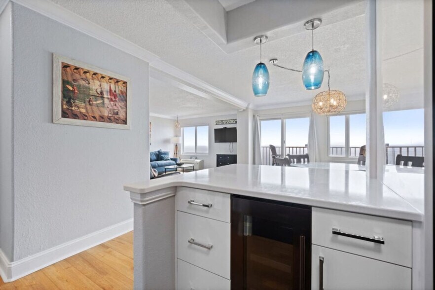 Building Photo - 201 Rudee Loop Connector