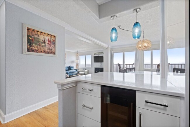 Building Photo - 201 Rudee Loop Connector