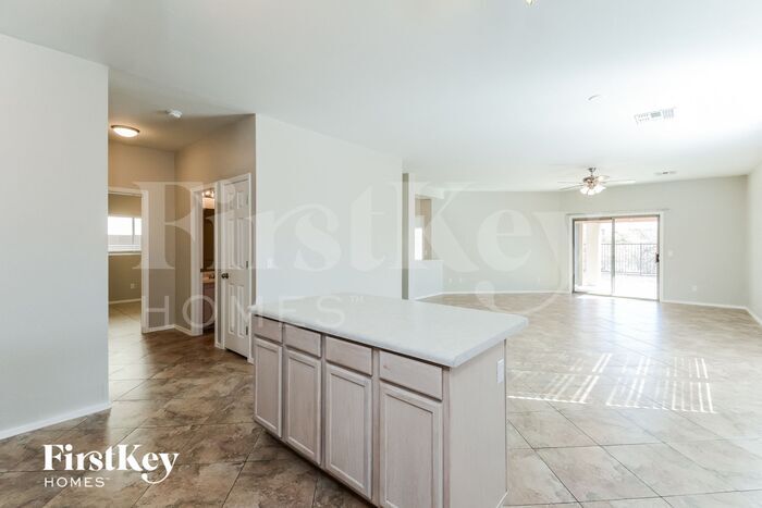 Building Photo - 12928 N Yellow Orchid Dr