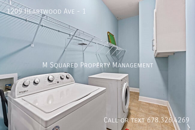 Building Photo - 1209 Heartwood Ave