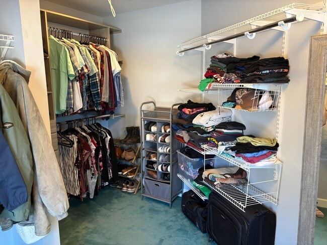 Building Photo - 433 McKinley St