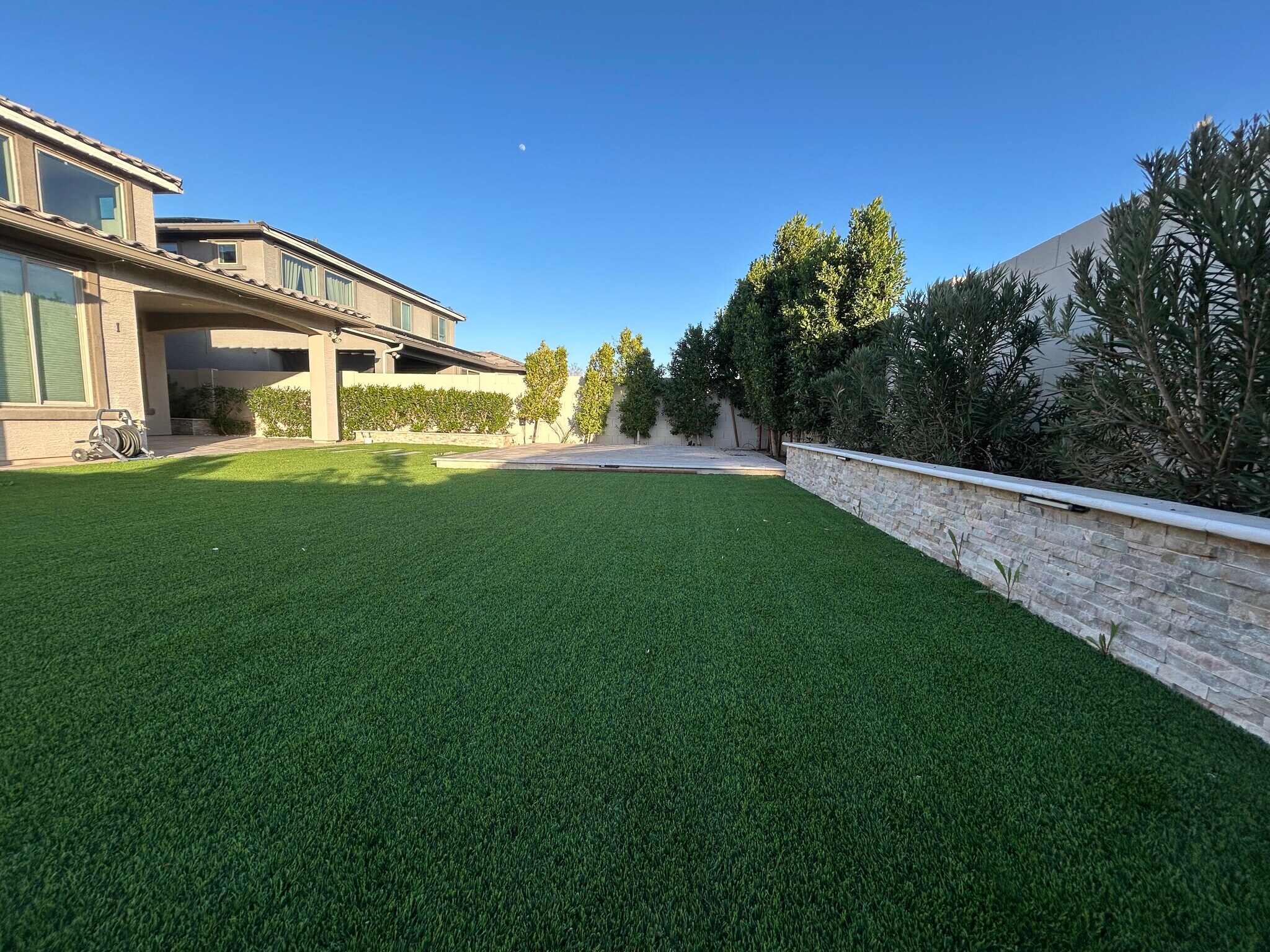 Building Photo - 8909 W Missouri Ave