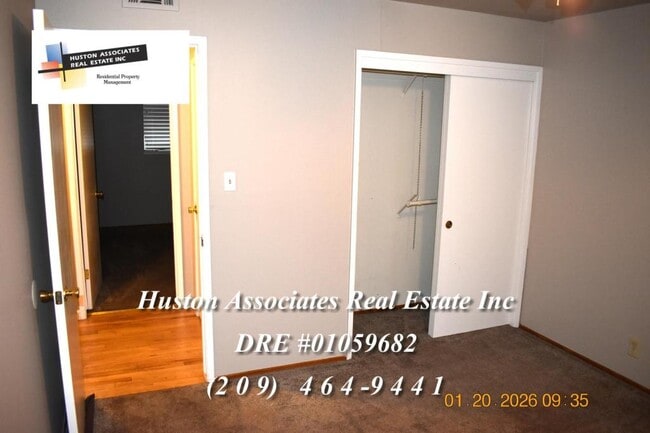 Building Photo - 7120 Inglewood Ave