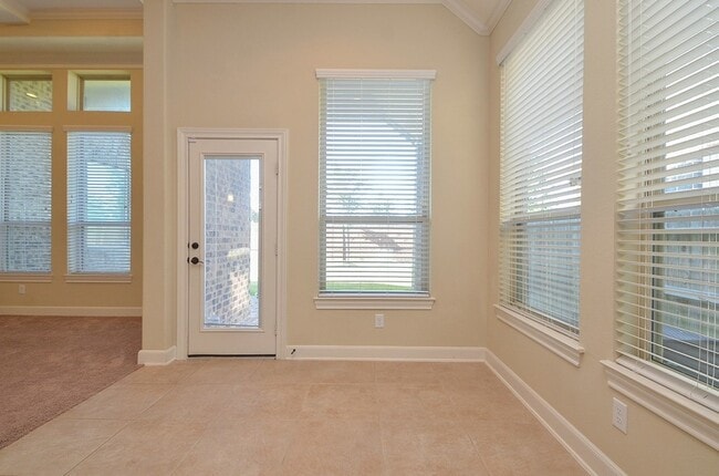 Building Photo - 28723 Primrose Bluff Dr