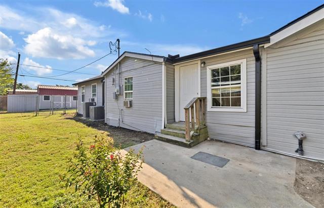 Building Photo - 530 SE 2nd St