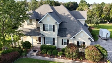 Building Photo - 204 Oak Branch Ct