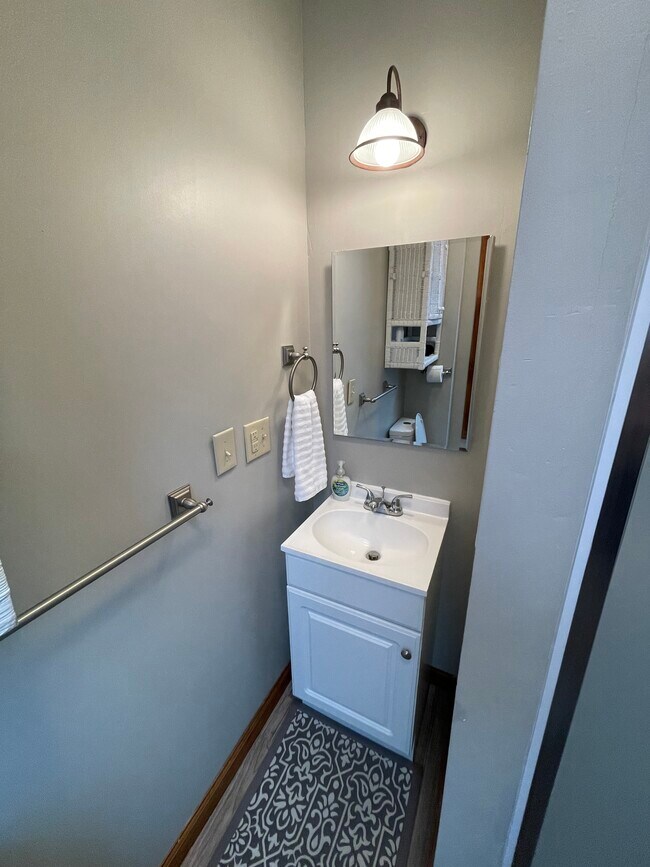 Bath 2 vanity - 259 S Miami St