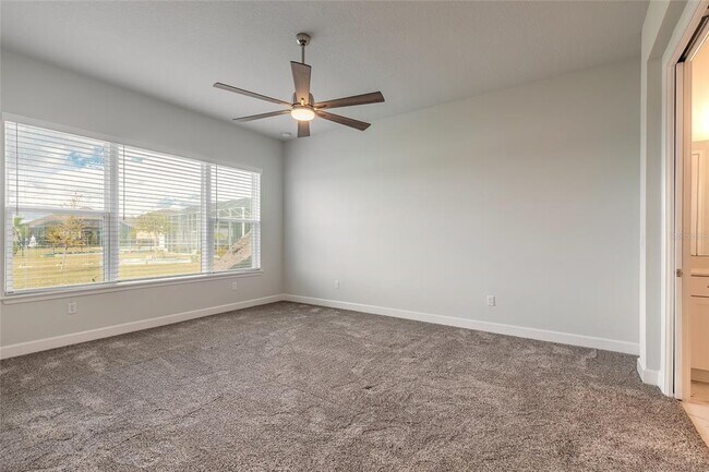 Building Photo - 301 Aquamarine Wy