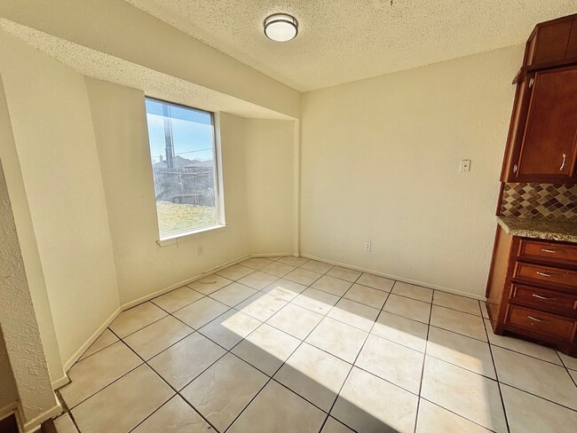 Building Photo - Freshly Remodeled 3 Bedroom 2 Bathroom Home in Frenship ISD