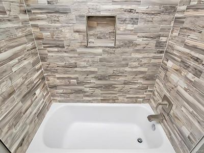 Building Photo - 3419 Country Club Dr