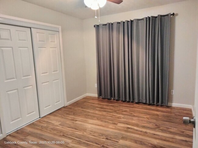 Building Photo - 4921 39th St