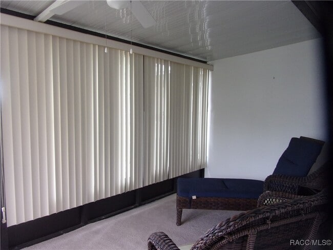 Building Photo - 470 Siesta Terrace