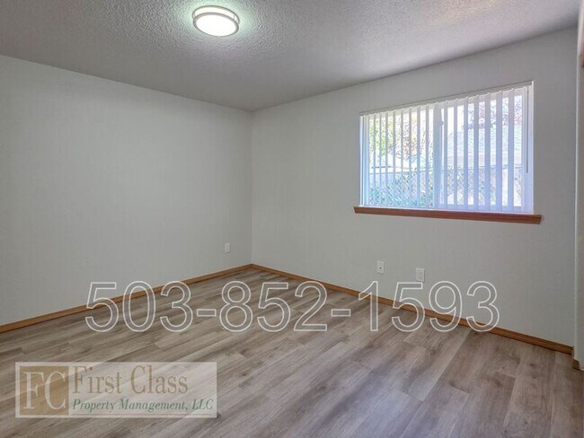 Building Photo - 2226 19th Ave