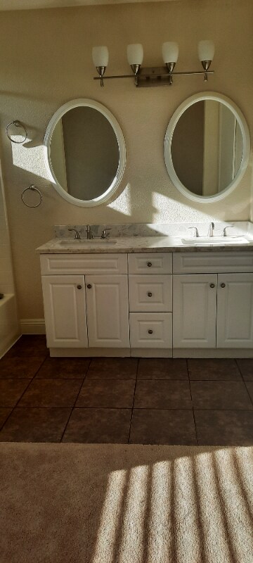 Building Photo - 4924 Cabrillo Way