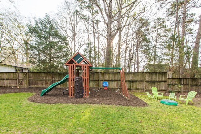 Building Photo - 741 Currituck Dr