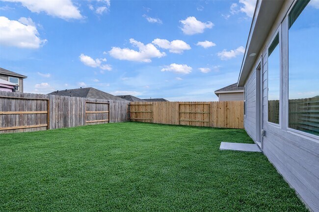 Building Photo - 18065 Trepito Ave