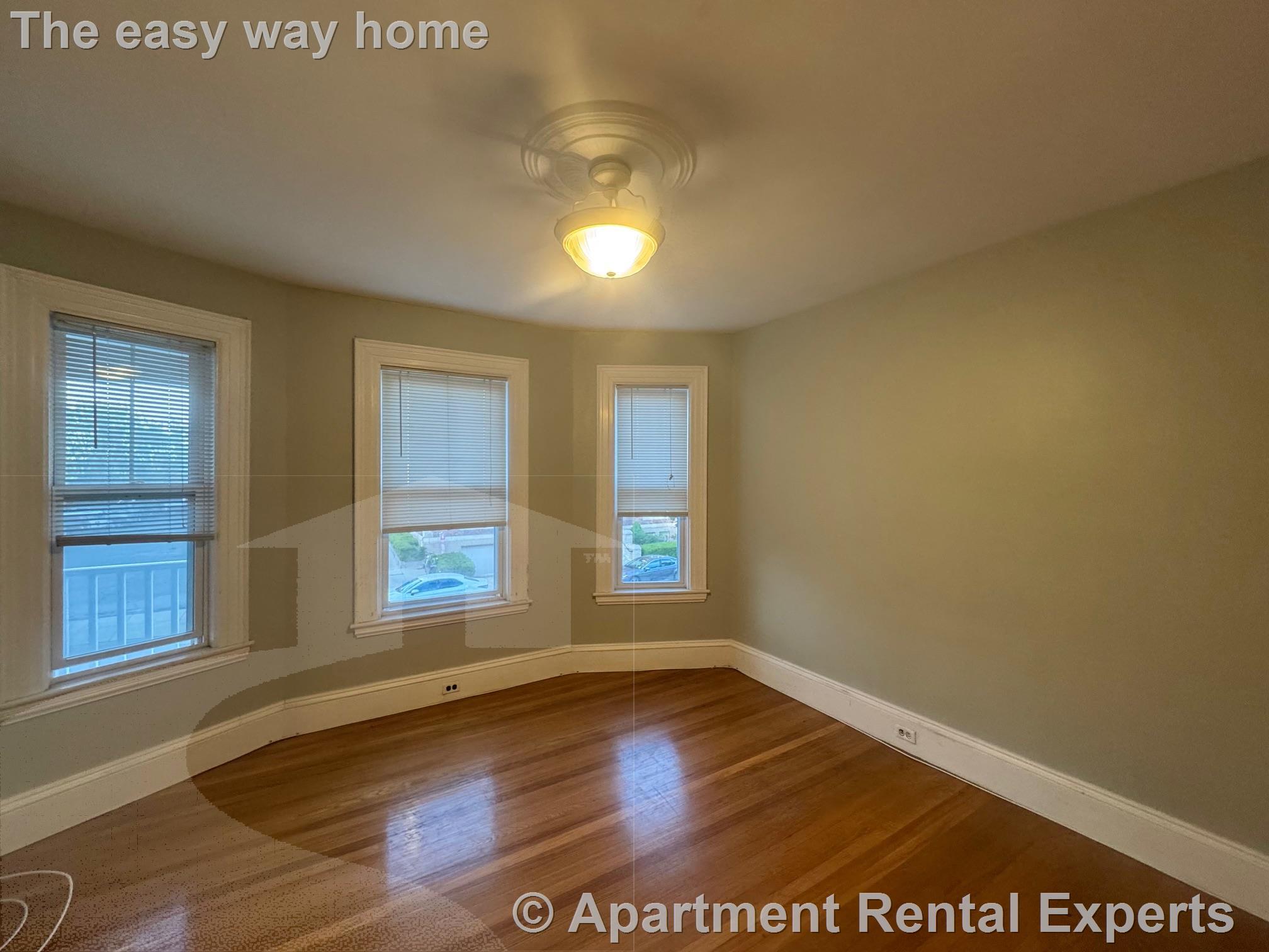 Building Photo - 106 Highland Ave