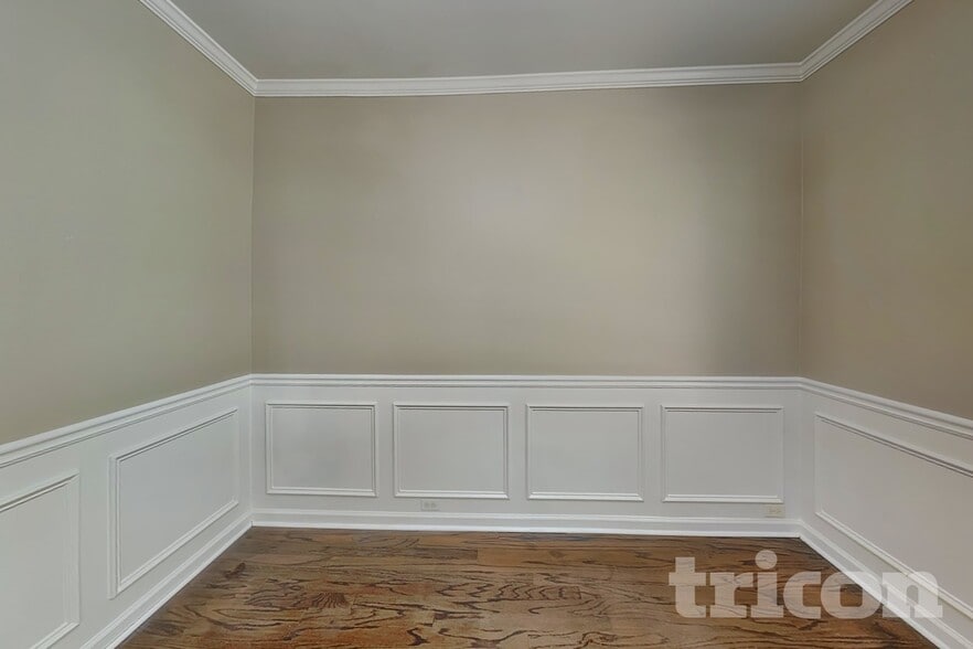 Building Photo - 323 Ivy Manor Dr NW