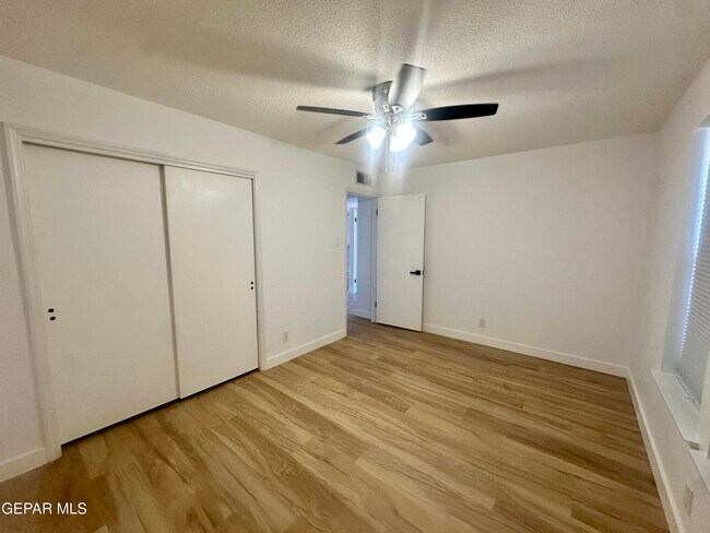 Building Photo - 4128 Perth Dr