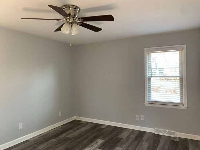 Building Photo - Just Reduced-Split Foyer in Campbell County off 460