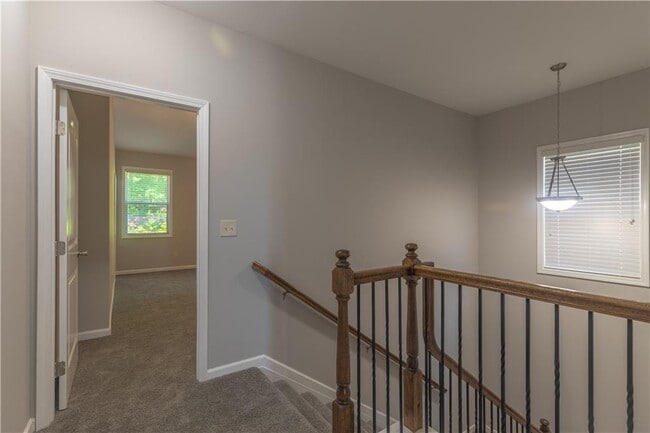 Building Photo - 5046 Apple Grove Rd NE