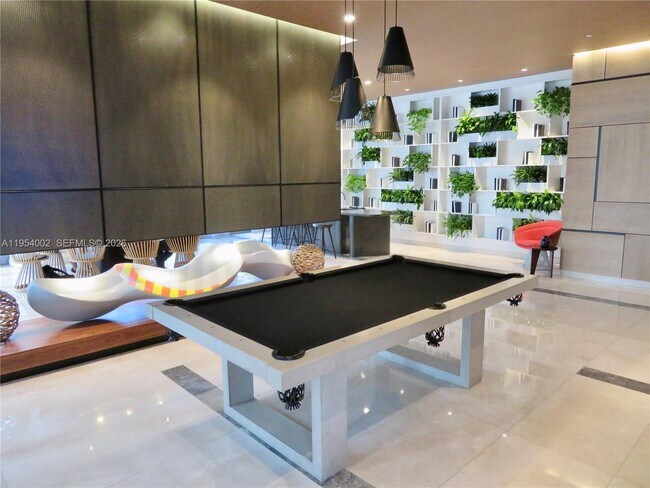 Building Photo - 45 SW 9th St