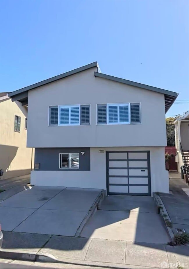 Primary Photo - 441 St Francis Blvd