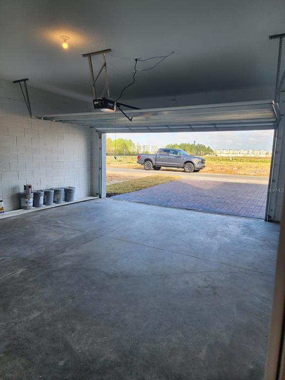 Building Photo - 14391 Braemar St