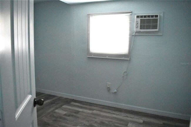 Building Photo - 1954 Boat Club Rd