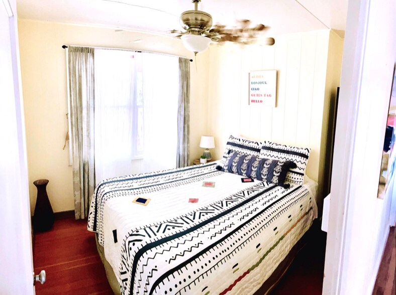 Building Photo - 99-1790-1790 Hoapono Pl