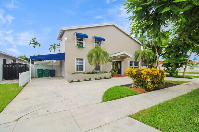 Building Photo - 12370 SW 96th St
