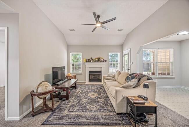 Building Photo - 2056 Sylvan Lake Dr