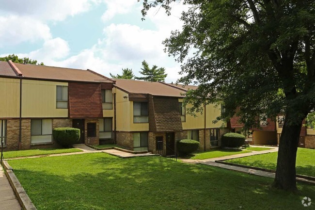 Building Photo - Victoria Woods Apartments and Townhomes