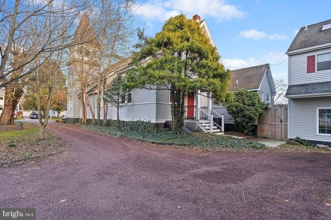 Building Photo - 230 Washington St