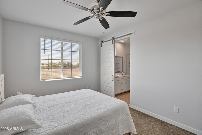 Building Photo - 4100 S Pinelake Way