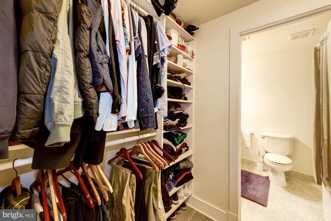 Building Photo - 2363 Champlain St NW