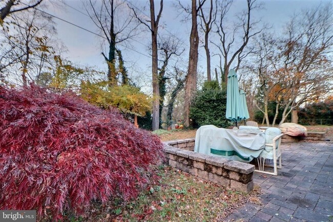 Building Photo - 24 Forestview Pl