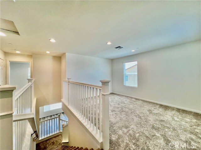 Building Photo - 2429 Ellendale Dr