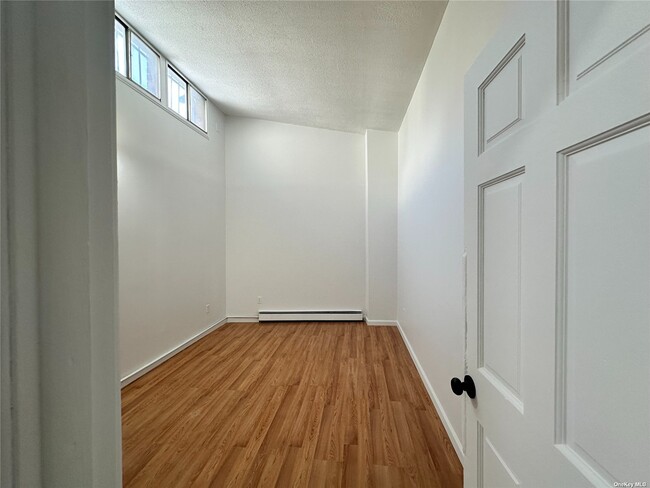Building Photo - 48-10 Skillman Ave