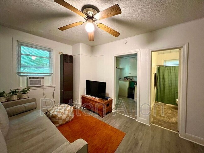 Building Photo - 37 Skyview Pl