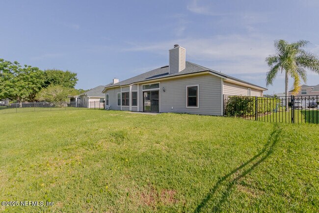 Building Photo - 12080 Scarsdale Dr