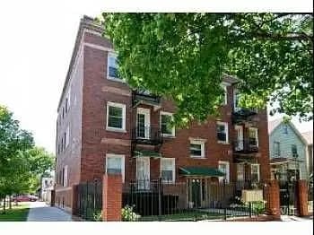 Building Photo - 2157 N Kenneth Ave