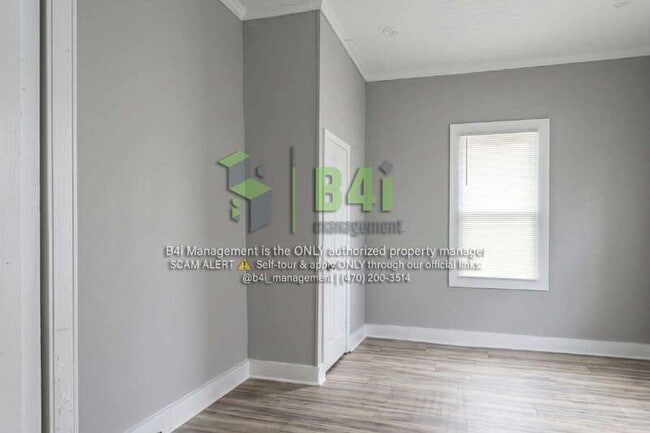 Building Photo - 705 Barnesville St