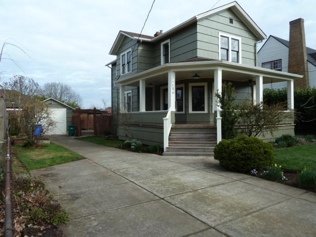 Building Photo - 1319 NE AINSWORTH STREET