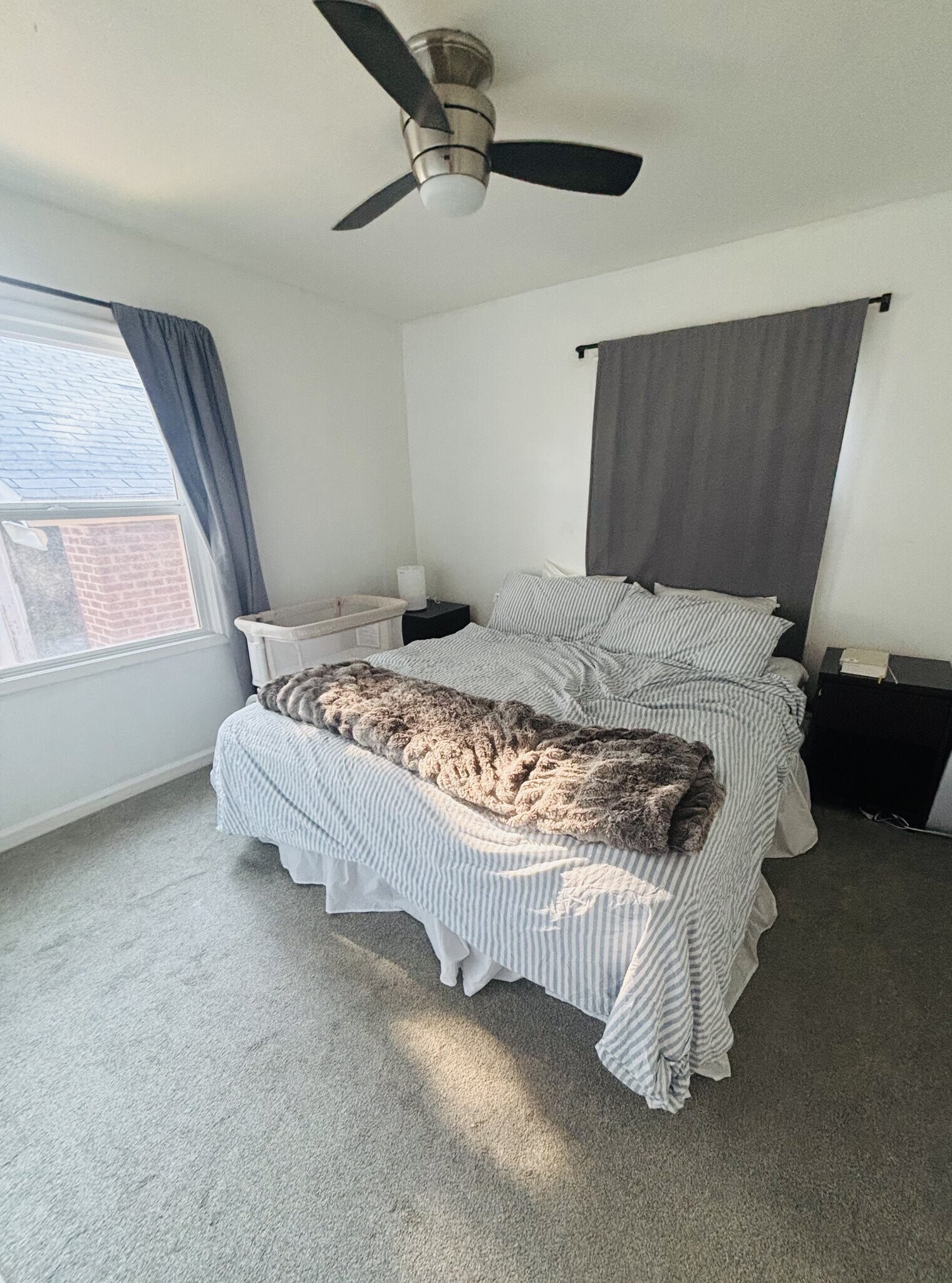 Building Photo - 586 S 400 E
