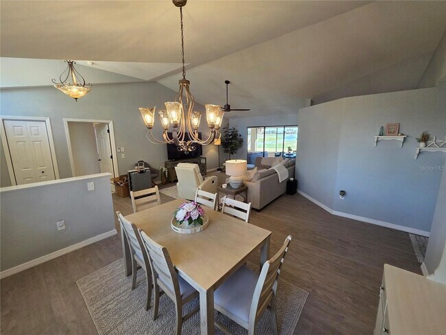Building Photo - 13 Seaward Cir